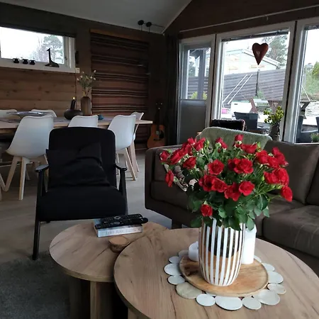 Emberland Vannet , Holiday home