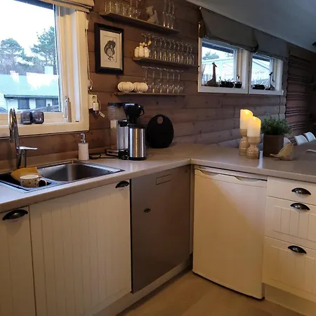 Emberland Vannet , Holiday home *