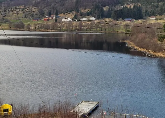 Emberland Vannet , Sveio